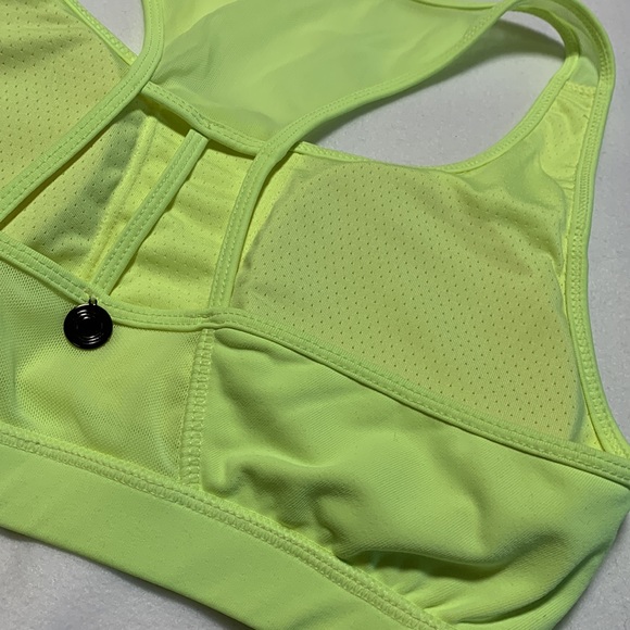 NWOT Sports Bra size XS - Picture 4 of 5